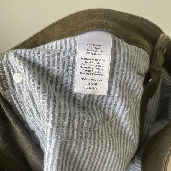 Talbots Jegging Pants Womens Size 4 Petite In Olive Green Color EUC‎ - Picture 9 of 10